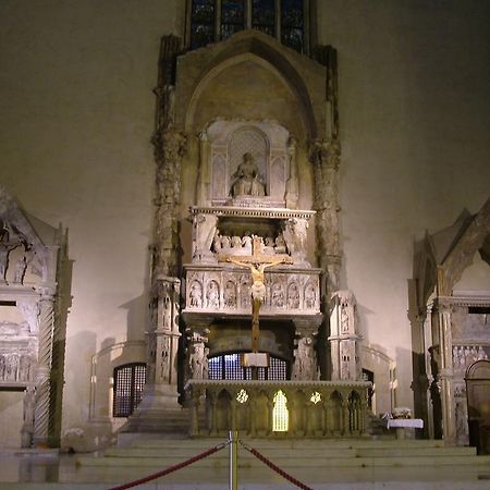 Апартаменты Casa San Marcellino Неаполь Экстерьер фото
